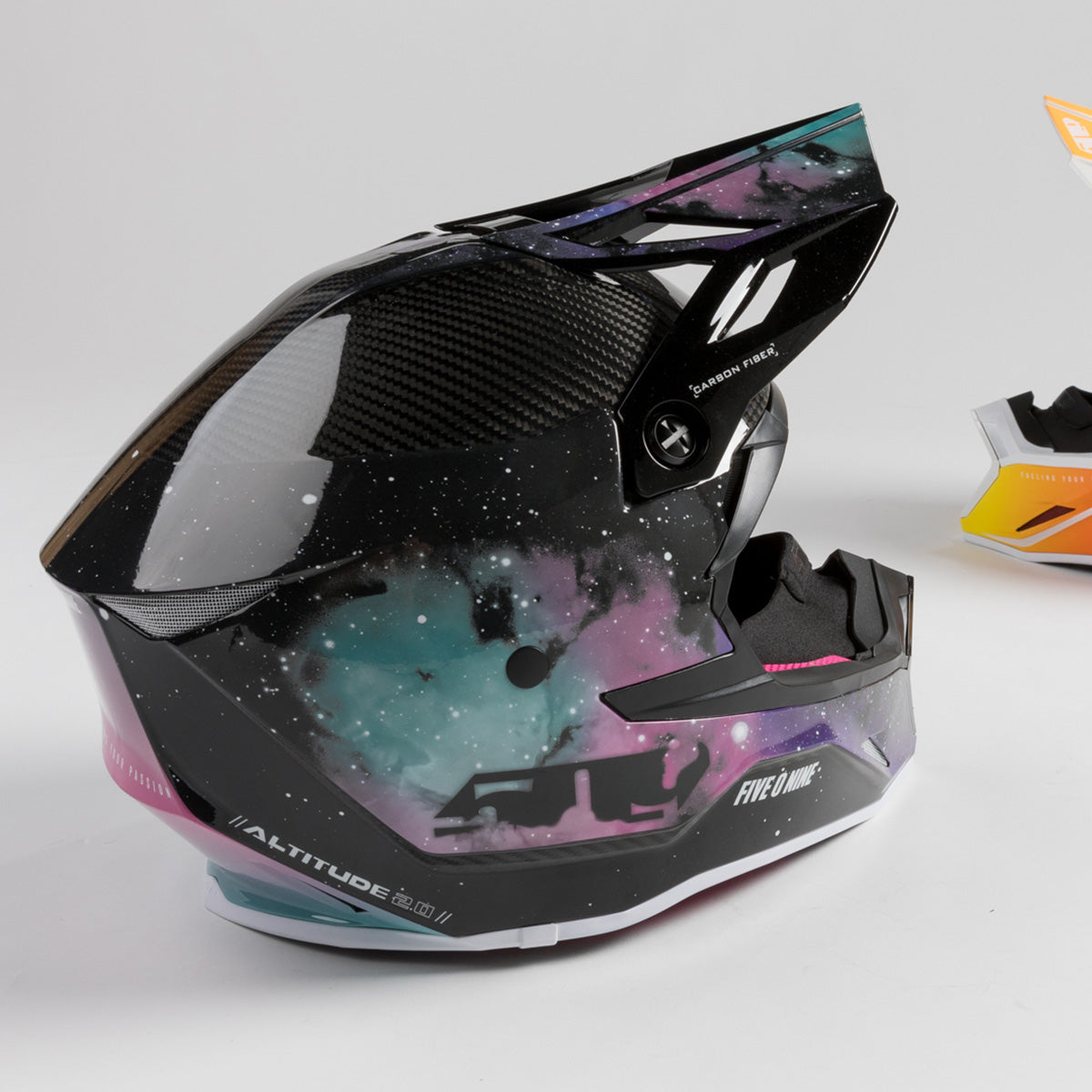 Altitude 2.0 Carbon Fiber Helmet