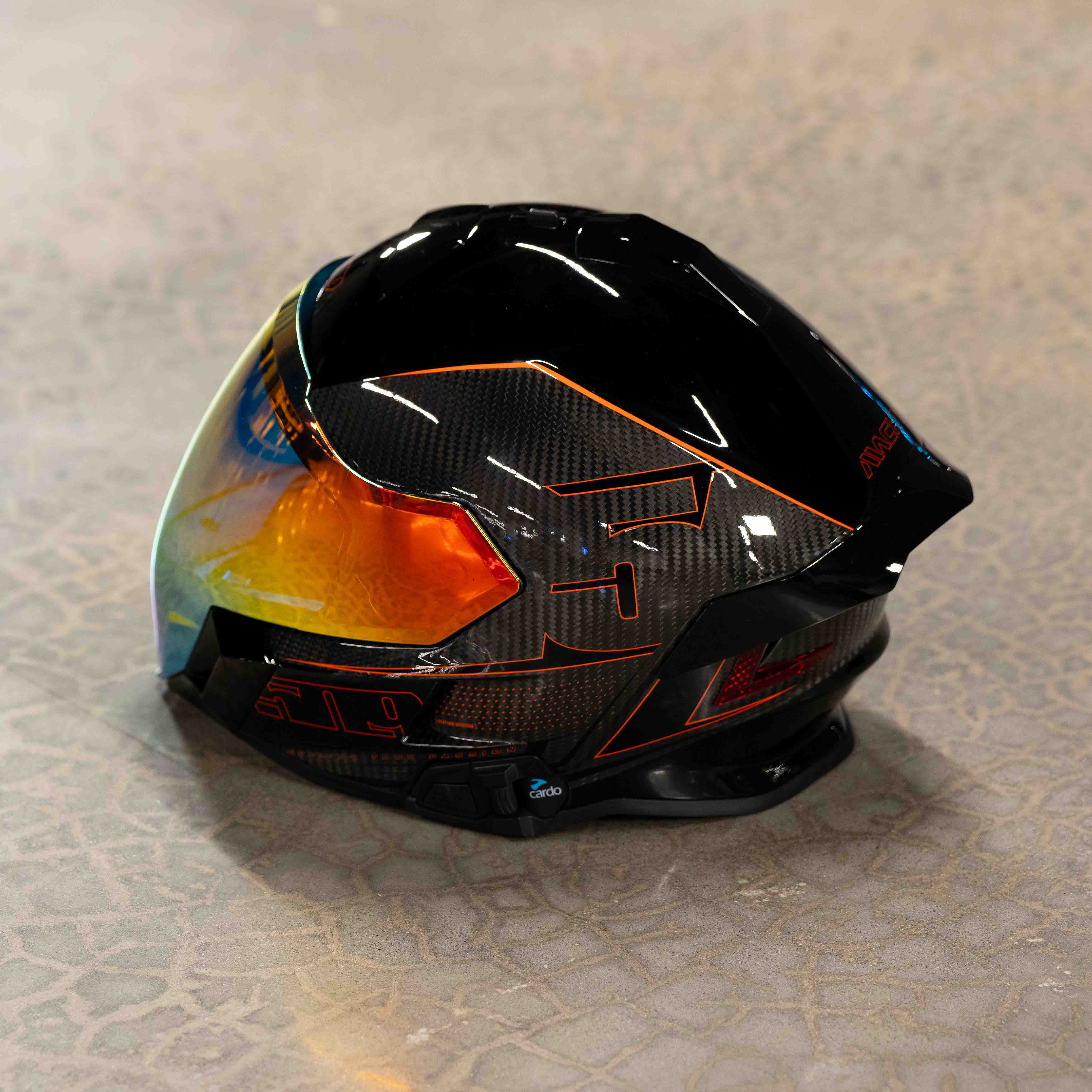 Mach V Carbon Commander Helmet