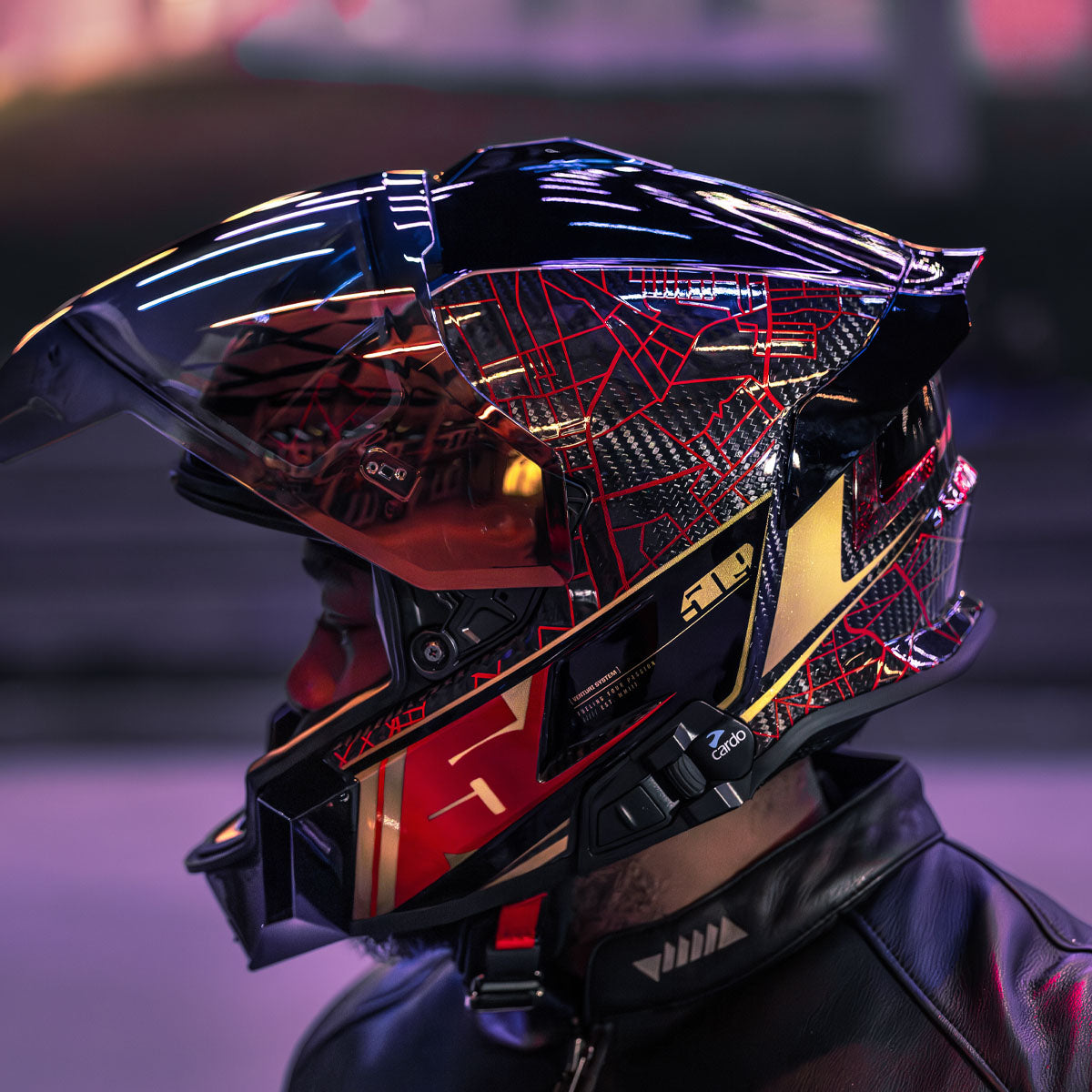 Mach V Carbon Commander Helmet