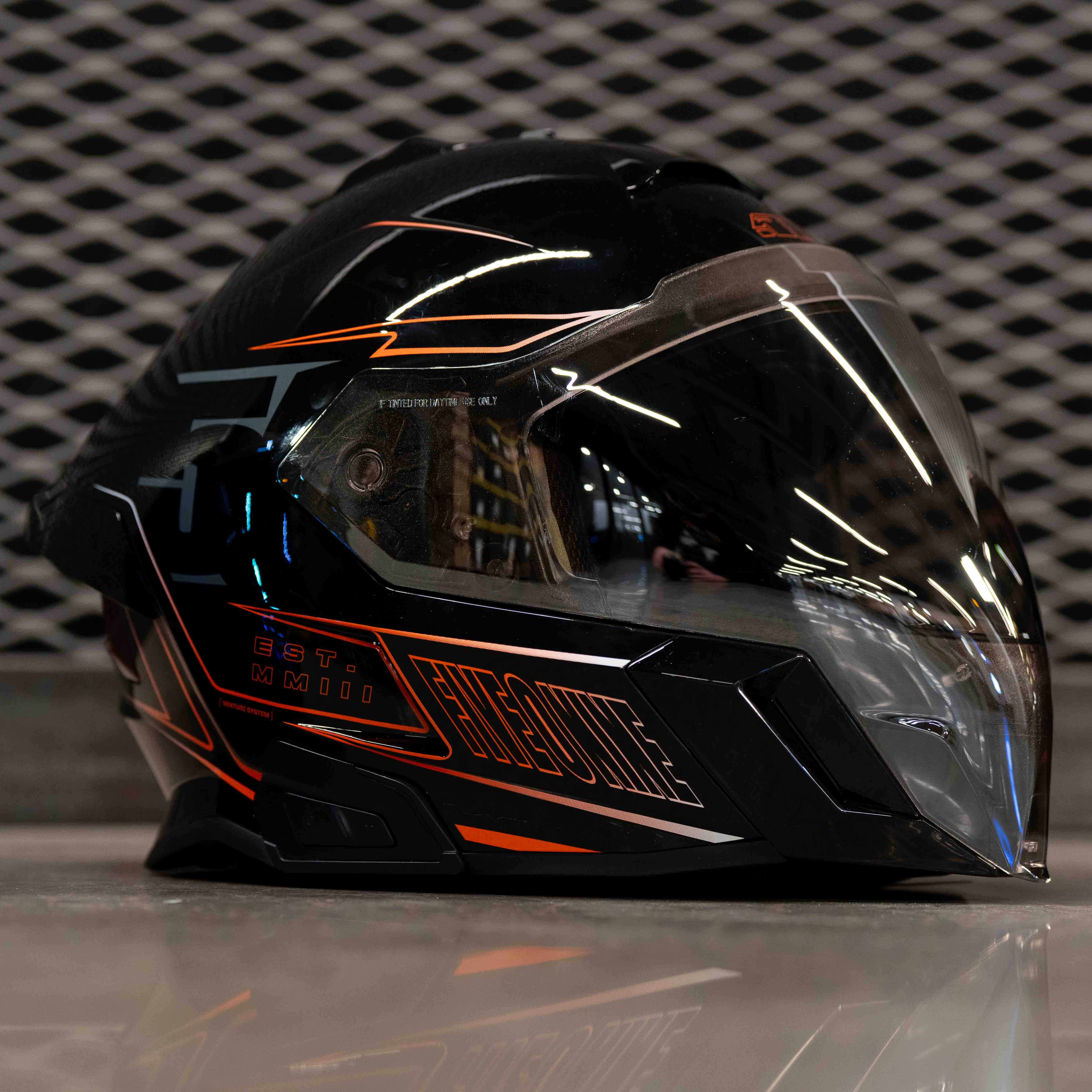 Mach V Commander Helmet