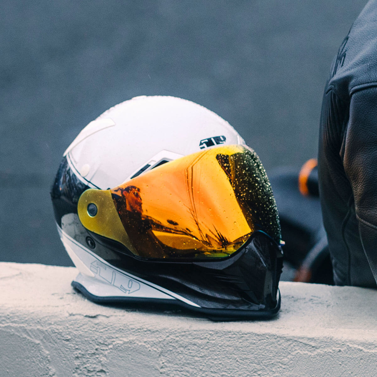 Mach III Carbon Shield