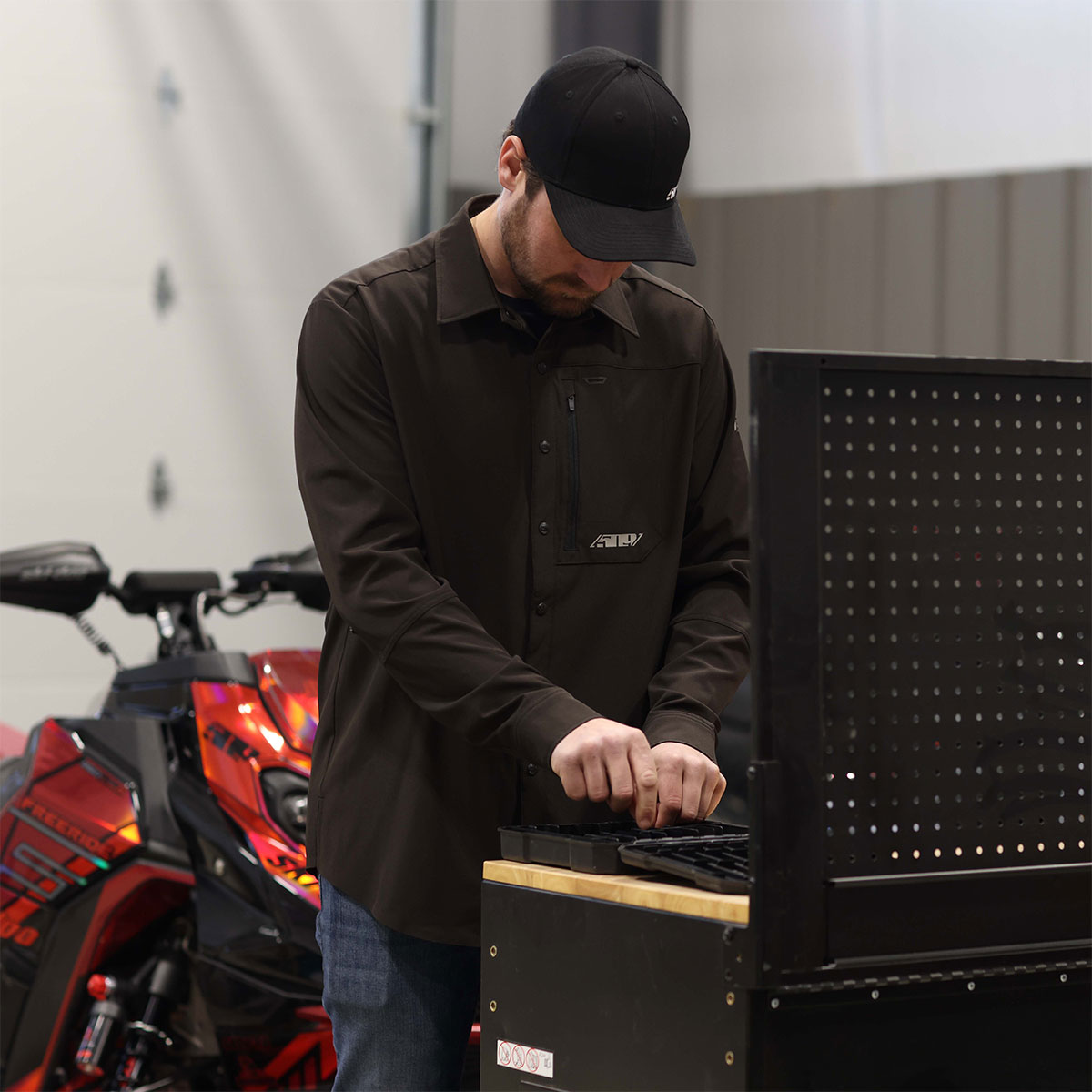 Step Down Long Sleeve Pit Shirt