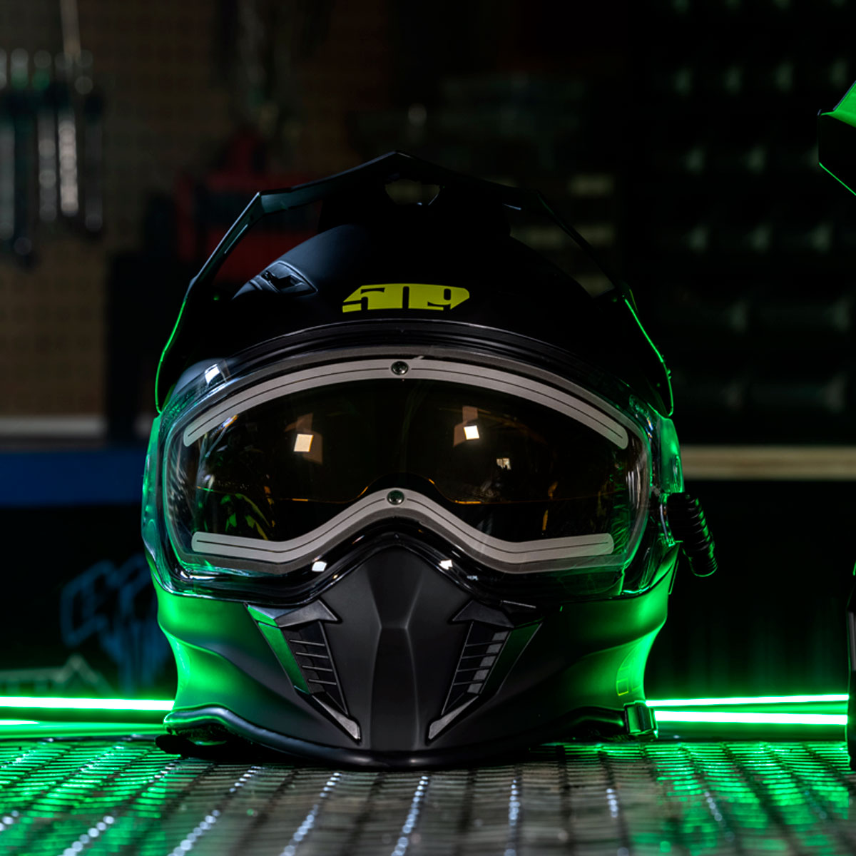 Delta R3L Ignite Helmet