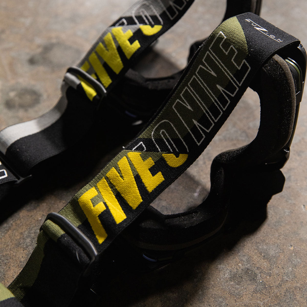 Sinister MX6 Fuzion Flow Goggle