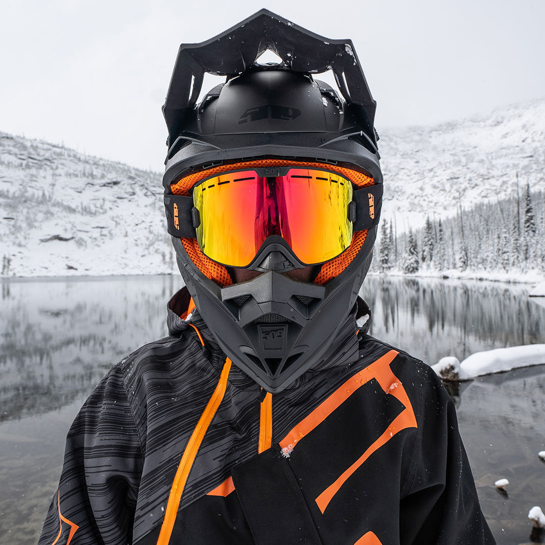509 Creates the Sigiture Altitude Helmet and SInister X5 Goggle