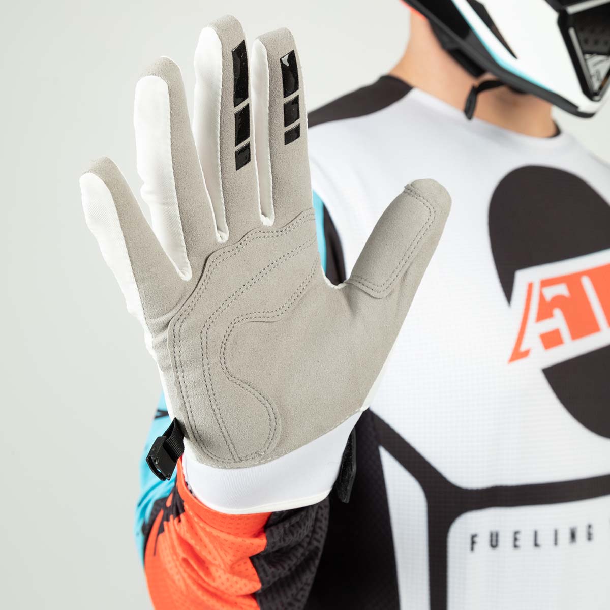Low 5 Gloves