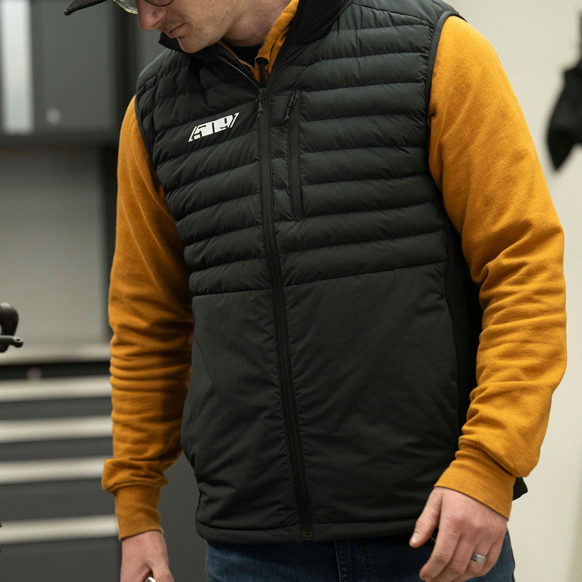 Syn Down Hybrid Vest