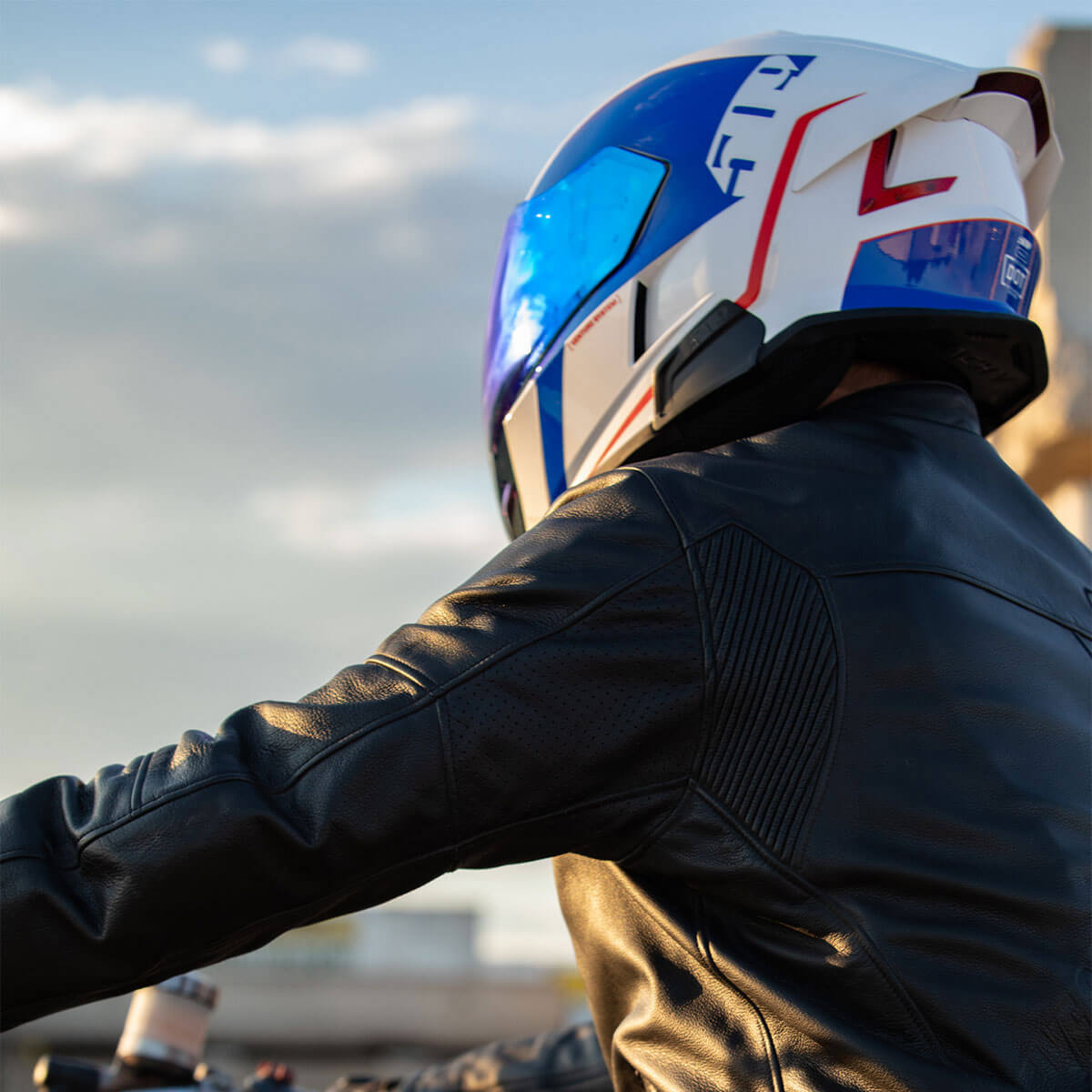 Mach V Helmet Patriot / MD