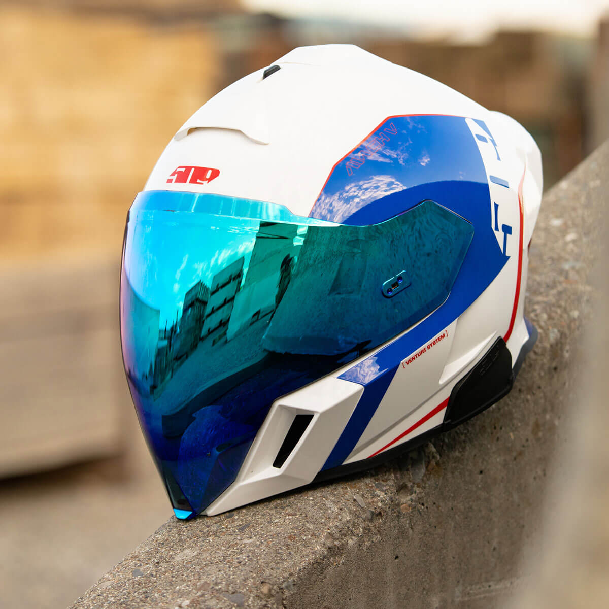 Mach V Helmet Patriot / MD Mach V Helmet Patriot / MD